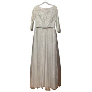 Beautiful Silver Lace/Tulle Formal Dress